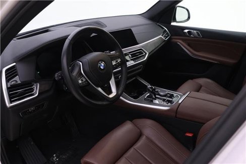 Used 2022 BMW X5 xDrive40i w/ Premium Package image 9