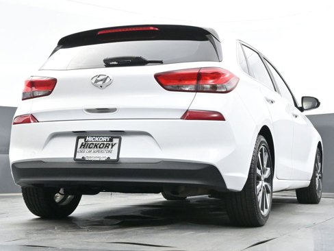 Used 2018 Hyundai Elantra GT image 45