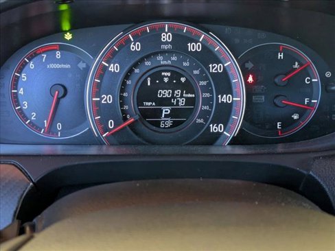 Used 2017 Honda Accord Sport image 11
