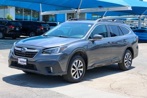 Used 2020 Subaru Outback Premium image 7
