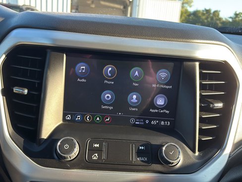 Used 2023 GMC Acadia SLT image 28