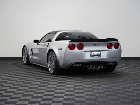 Used 2012 Chevrolet Corvette Grand Sport w/ 2LT Preferred Equipment Group image 8