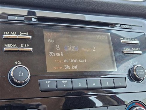 Used 2016 Nissan Rogue S image 13