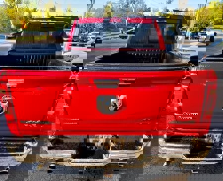 Used 2019 RAM 1500 Laramie image 4