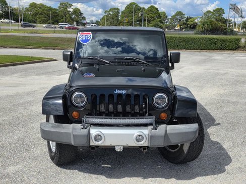 Used 2012 Jeep Wrangler Unlimited Sahara image 2