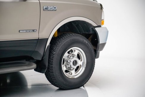 Used 2002 Ford F350 Lariat image 9