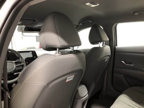 New 2025 Hyundai Elantra Sport image 16