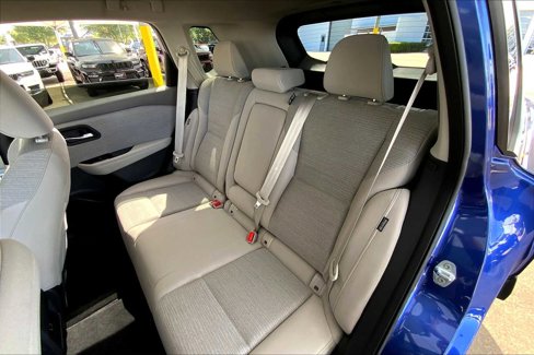 Used 2023 Nissan Rogue SV image 20