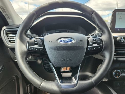 Used 2022 Ford Escape SEL image 17