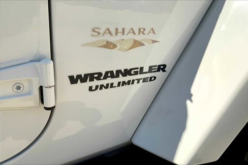 Used 2010 Jeep Wrangler Unlimited Sahara w/ Dual Top Group image 9