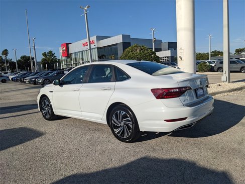 Certified 2020 Volkswagen Jetta SEL Premium image 5
