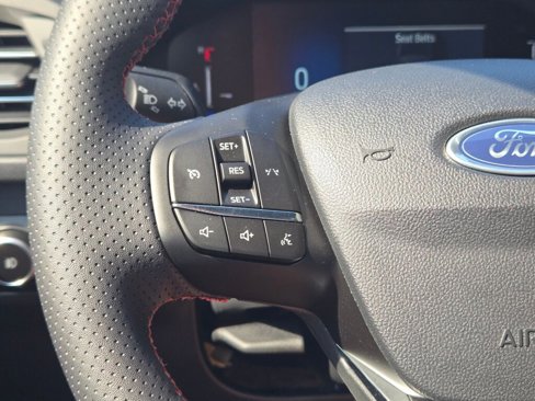 Used 2025 Ford Escape ST-Line Select image 31