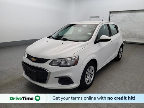Used 2019 Chevrolet Sonic LT image 1