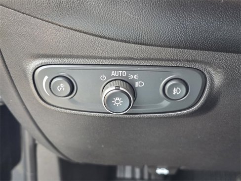Used 2021 Chevrolet Equinox LT image 15