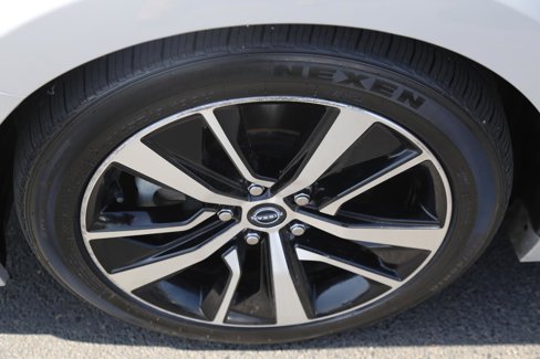 Used 2023 Nissan Maxima SV w/ Floor Mat Group image 11