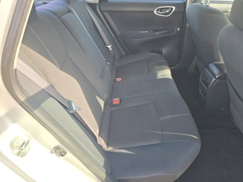 Used 2015 Nissan Sentra S image 22