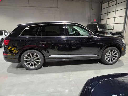 Used 2017 Audi Q7 3.0T Premium Plus image 11