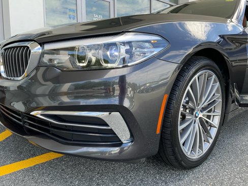 Used 2019 BMW 530i w/ Luxury Package image 26