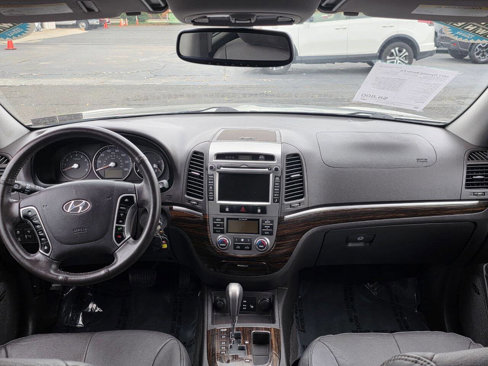 Used 2011 Hyundai Santa Fe Limited w/ Navigation Pkg 4 image 13