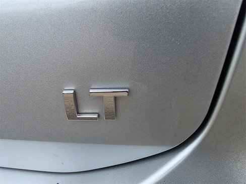 Used 2022 Chevrolet Equinox LT image 8