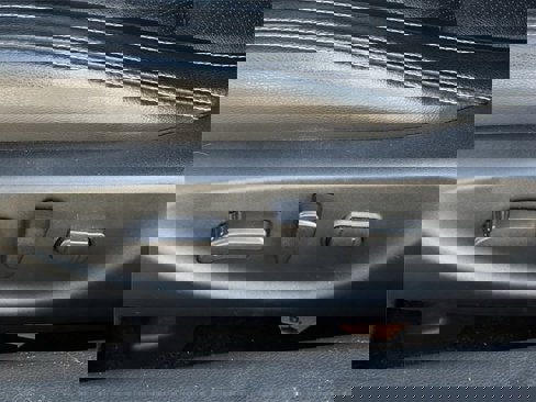 Used 2017 Nissan Maxima 3.5 SV image 21