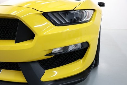 Used 2016 Ford Mustang Shelby GT350 w/ Technology Package image 54