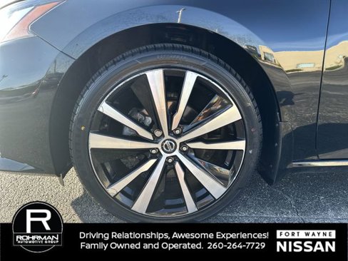 Certified 2022 Nissan Altima 2.5 SR image 8