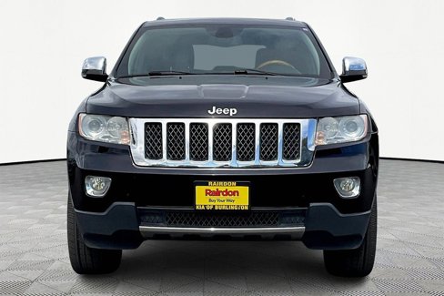 Used 2011 Jeep Grand Cherokee Overland image 2