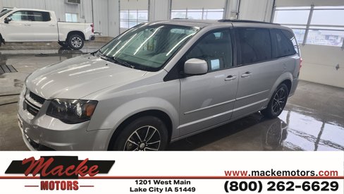 Used 2017 Dodge Grand Caravan GT image 1