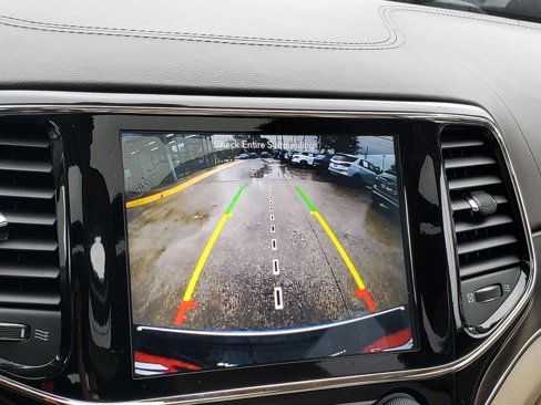 Used 2019 Jeep Grand Cherokee Overland image 40