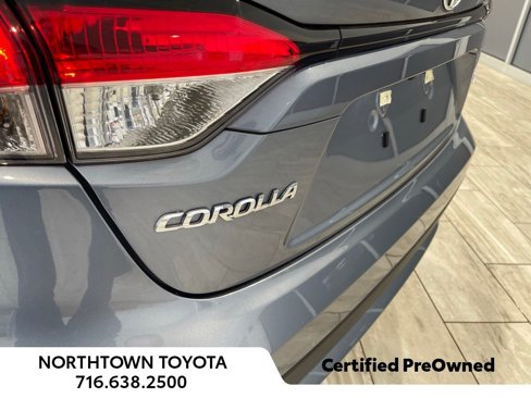 Used 2022 Toyota Corolla LE image 32