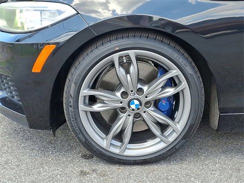 Used 2015 BMW M235i xDrive Coupe image 9