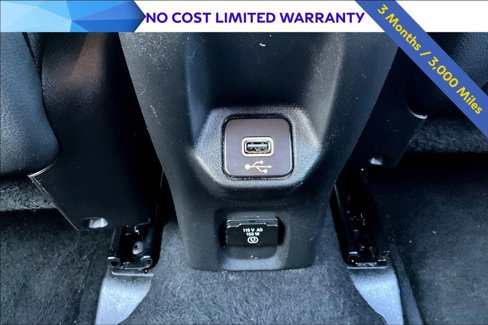 Used 2022 Jeep Renegade Limited image 31