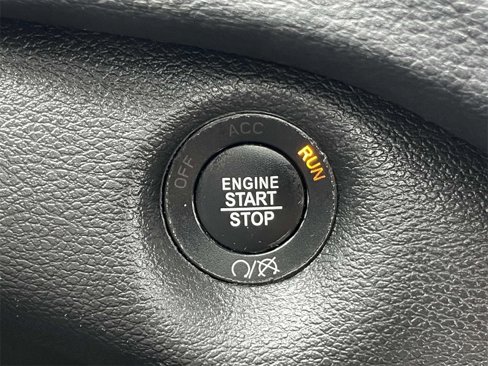 Used 2022 Jeep Cherokee Limited image 25
