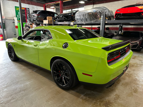 Used 2015 Dodge Challenger SRT Hellcat image 9