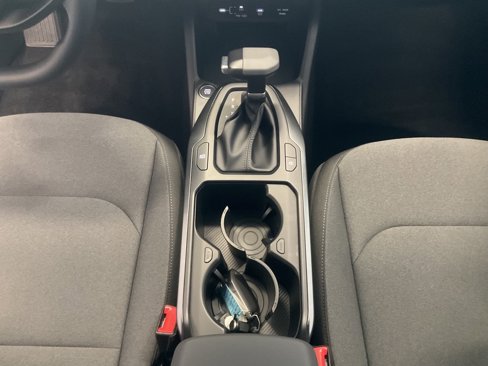 Used 2025 Kia K4 LXS image 20