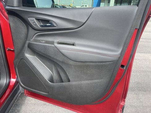 Used 2023 Chevrolet Equinox RS image 14