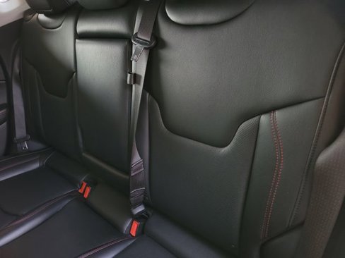 Used 2021 Jeep Compass Trailhawk image 9