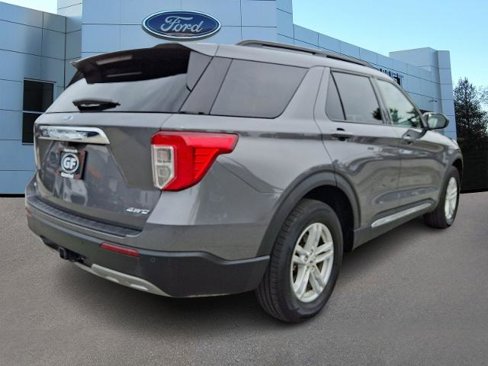 Certified 2023 Ford Explorer XLT w/ Equipment Group 202A image 6