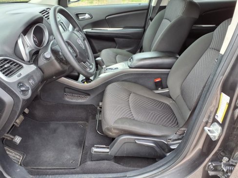 Used 2020 Dodge Journey SE w/ Blacktop Package image 26
