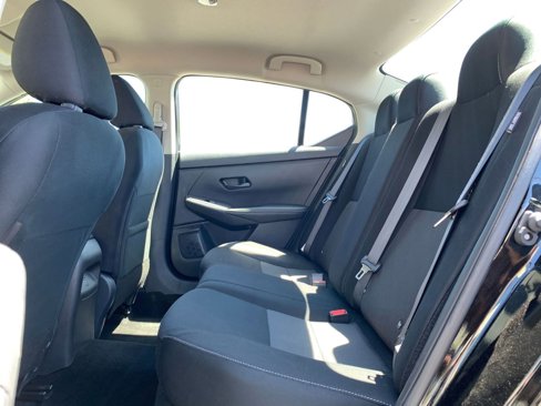 Used 2024 Nissan Sentra SV image 23