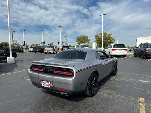 Used 2015 Dodge Challenger SXT w/ Super Sport Group (SS/T) image 8