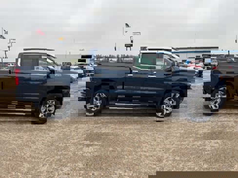 Used 2019 Chevrolet Silverado 1500 High Country w/ Safety Package II image 8