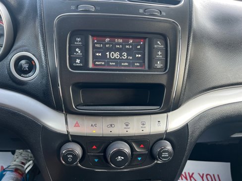 Used 2016 Dodge Journey SXT w/ Comfort/Convenience Group image 16