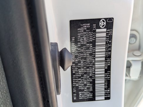 Used 2021 Toyota Corolla LE w/ LE Convenience Package image 30