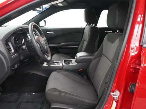 Used 2015 Dodge Charger SE image 16