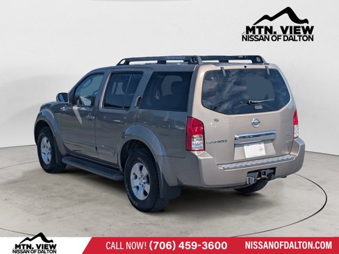 Used 2007 Nissan Pathfinder SE image 5