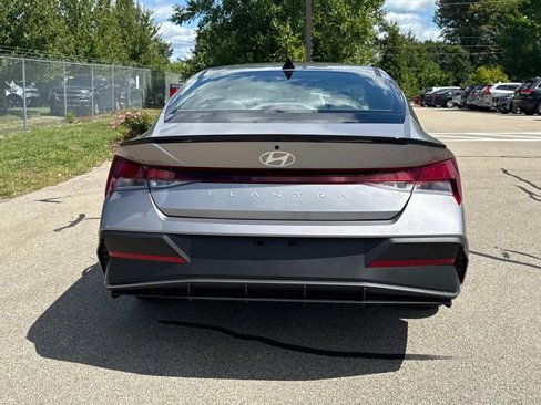 New 2025 Hyundai Elantra Sport image 6