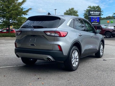 Certified 2022 Ford Escape SE w/ Cold Weather Package image 4