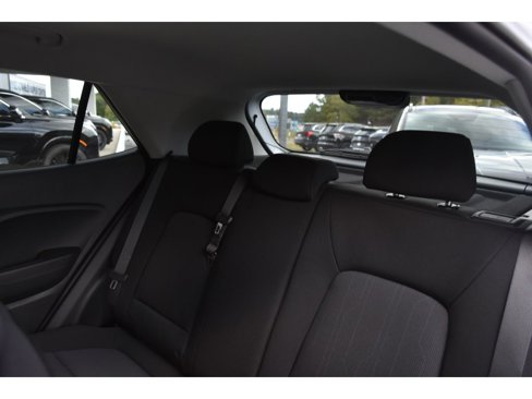 New 2025 Hyundai Venue SE image 27